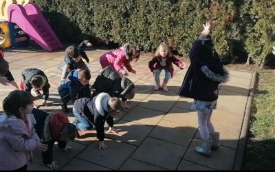 Metoda poučavanja pokretom u skupini s ranim učenjem engleskog jezika u Gradićima