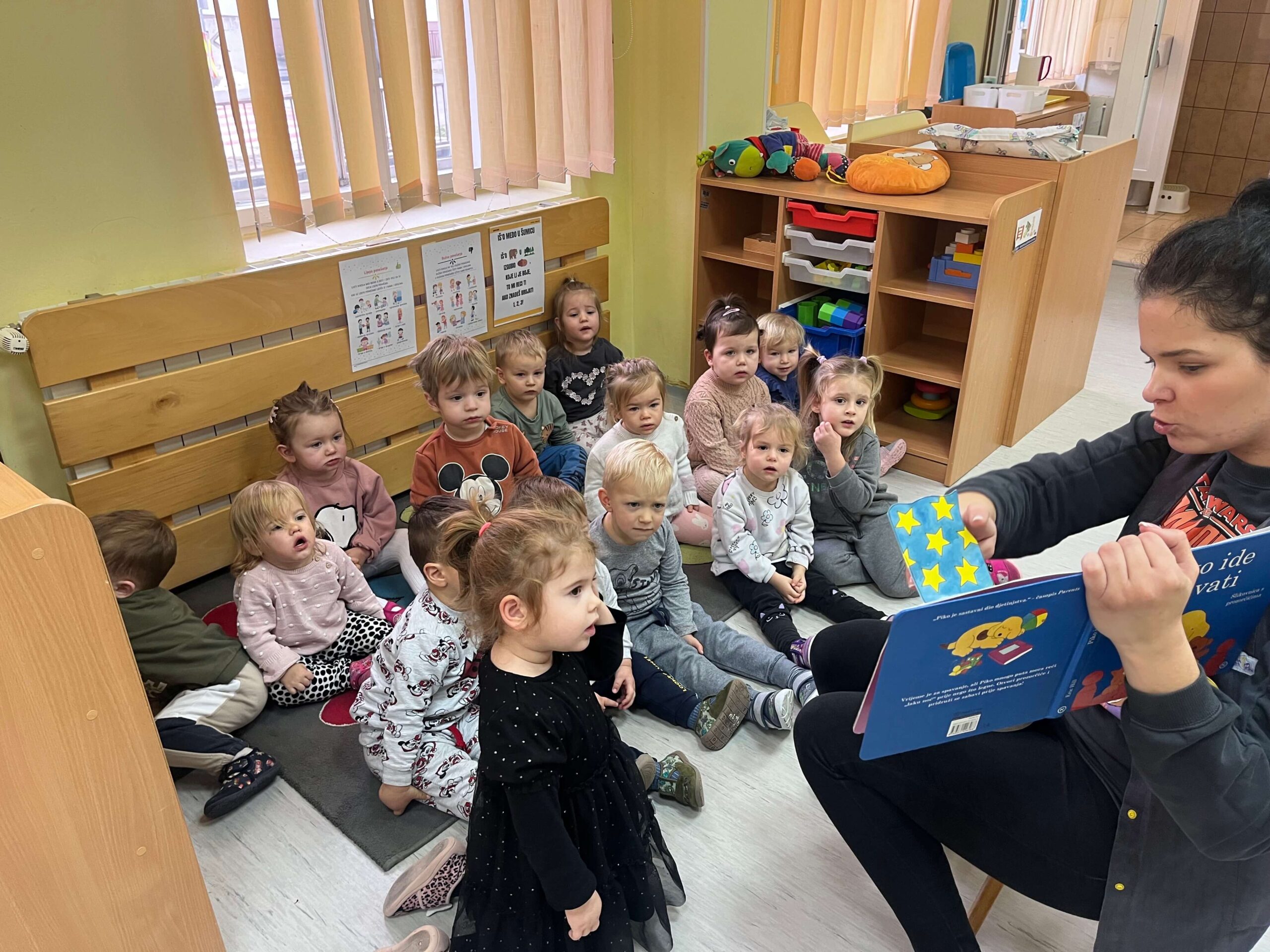 Svaki dan priča jedna – naš vrtić u izazovu „15 po 15“