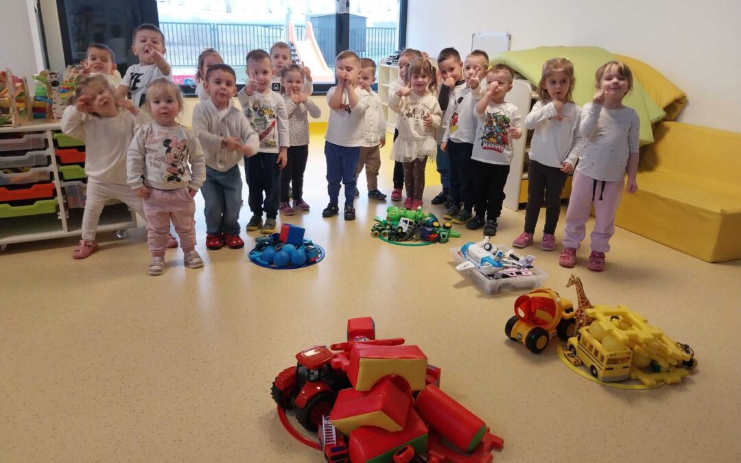 Obojeni tjedan u skupini „Žirafice“